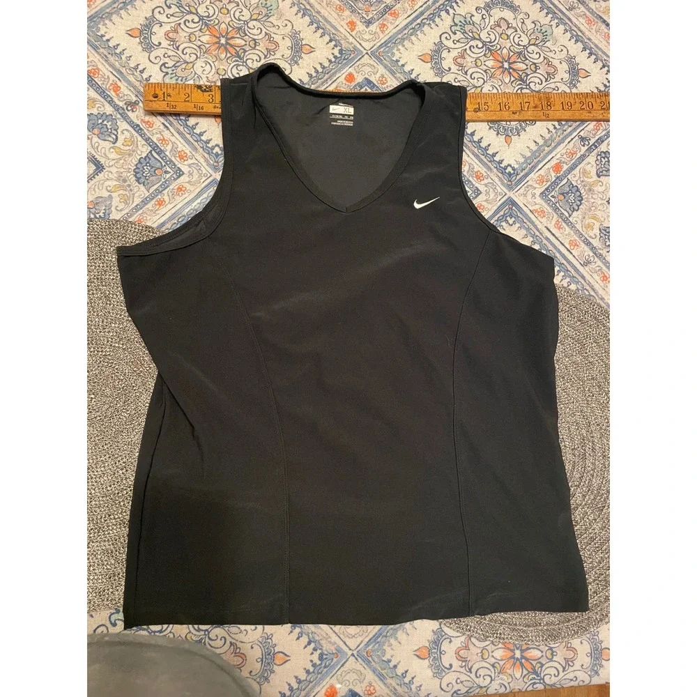 Nike Fit Dry Women XL Black V-Neck Sleeveless Athletic Tank Top Training Gym